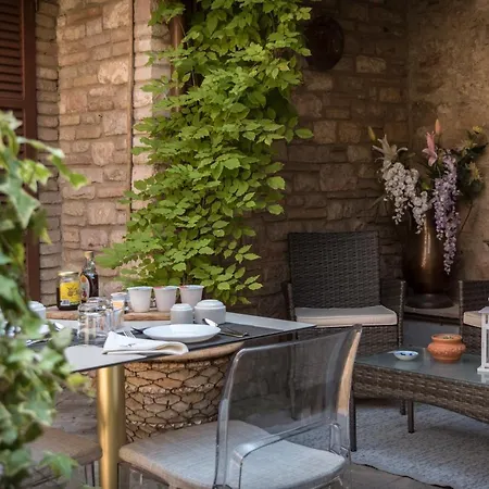 Oda ve Kahvaltı Brunelli