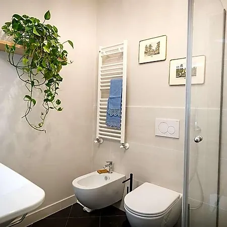 Brunelli Oda ve Kahvaltı 4*